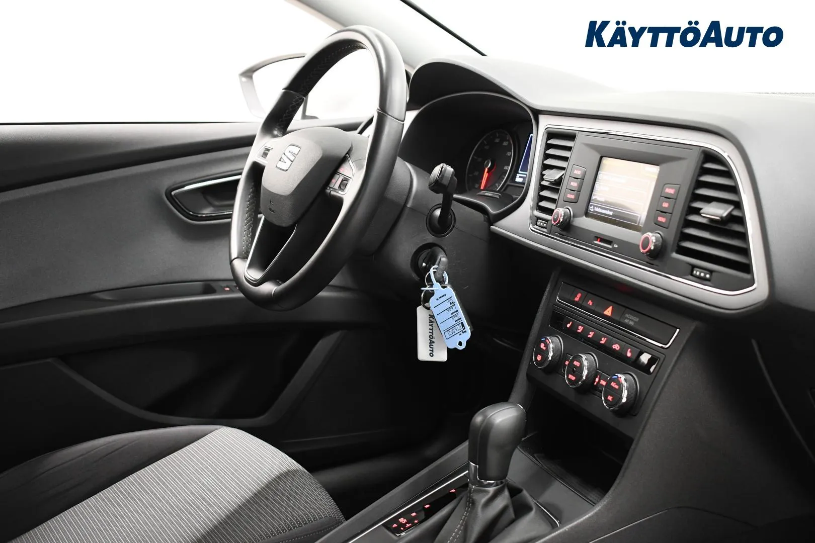 SEAT Leon IRP-534 carousel image