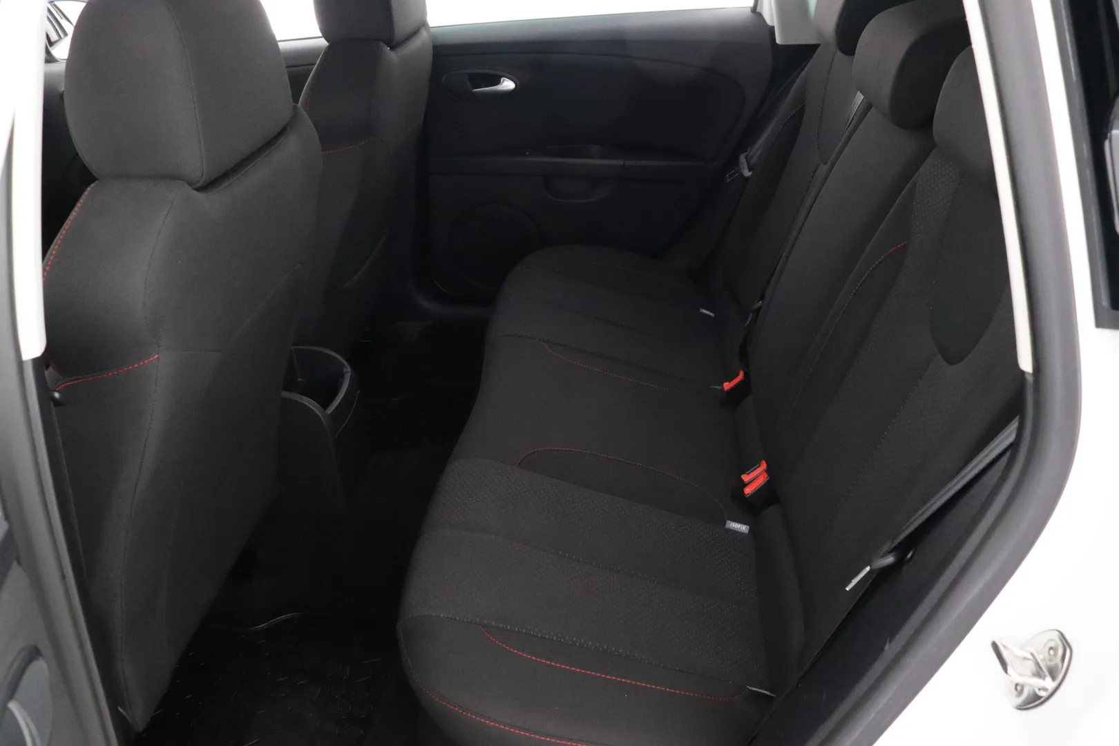 SEAT Leon MKO-109 carousel image