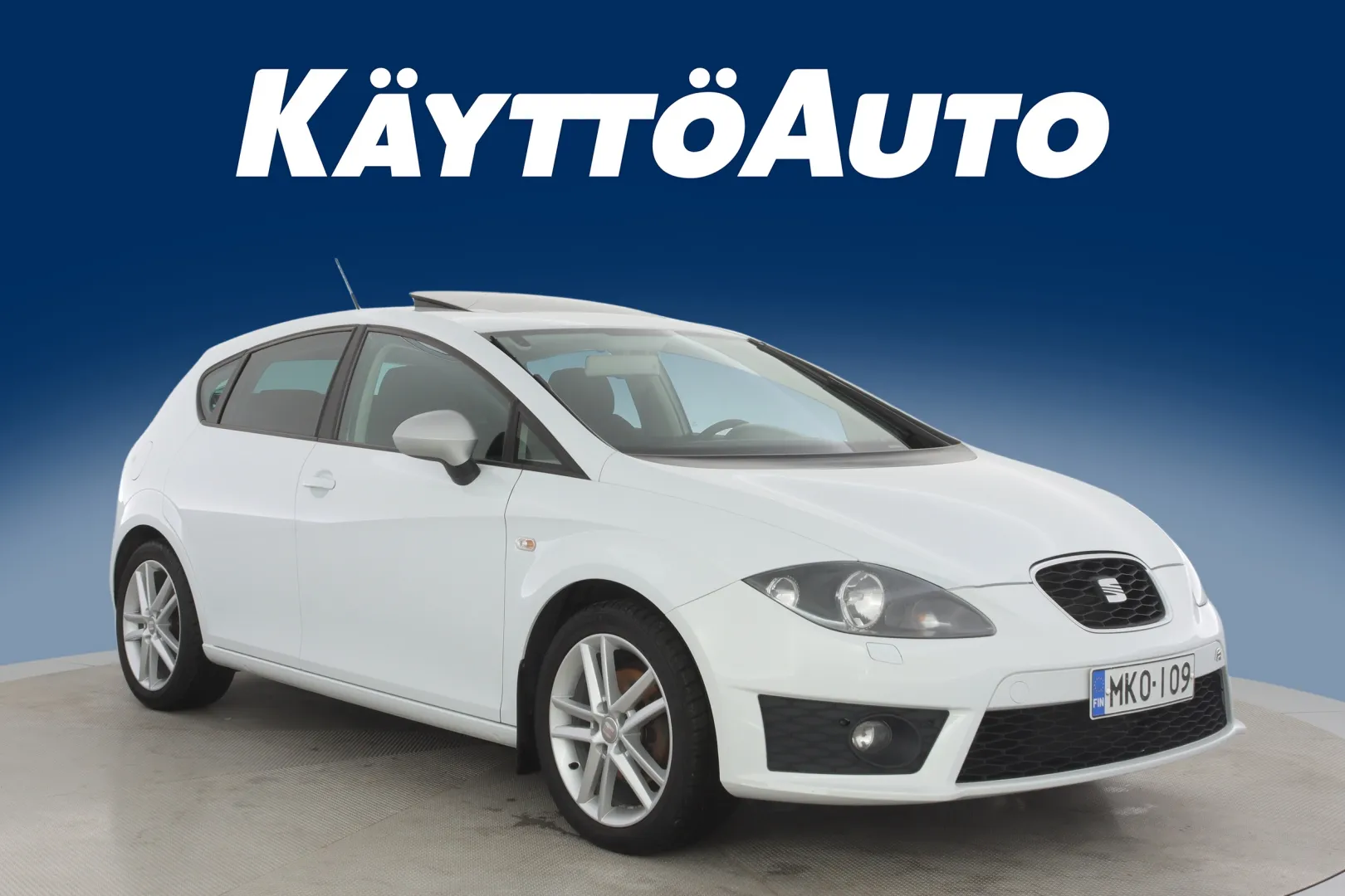 SEAT Leon MKO-109 carousel image