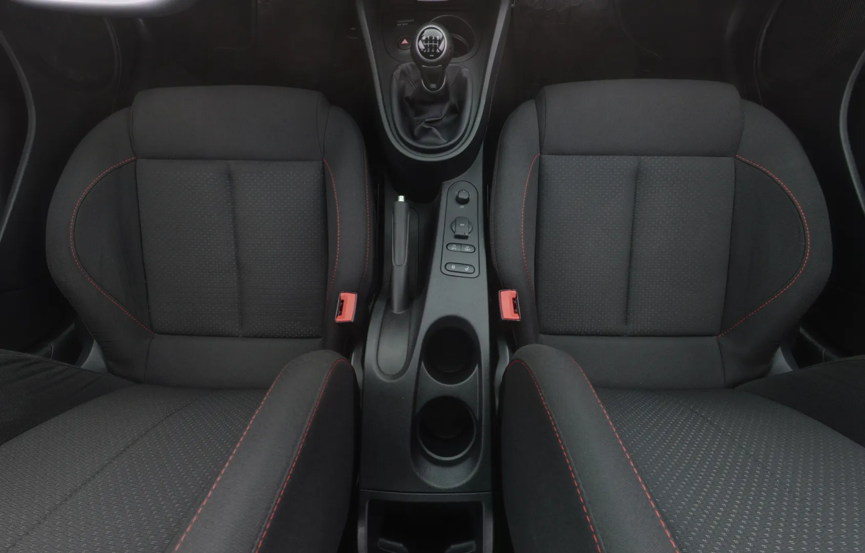 SEAT Leon MKO-109 carousel image