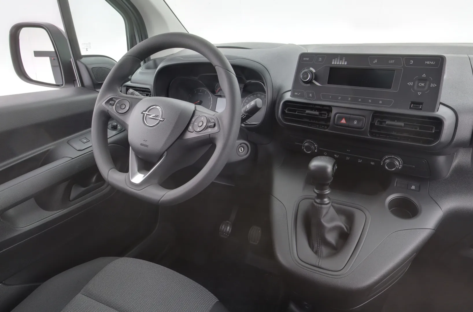 Opel Combo KVL-129 carousel image