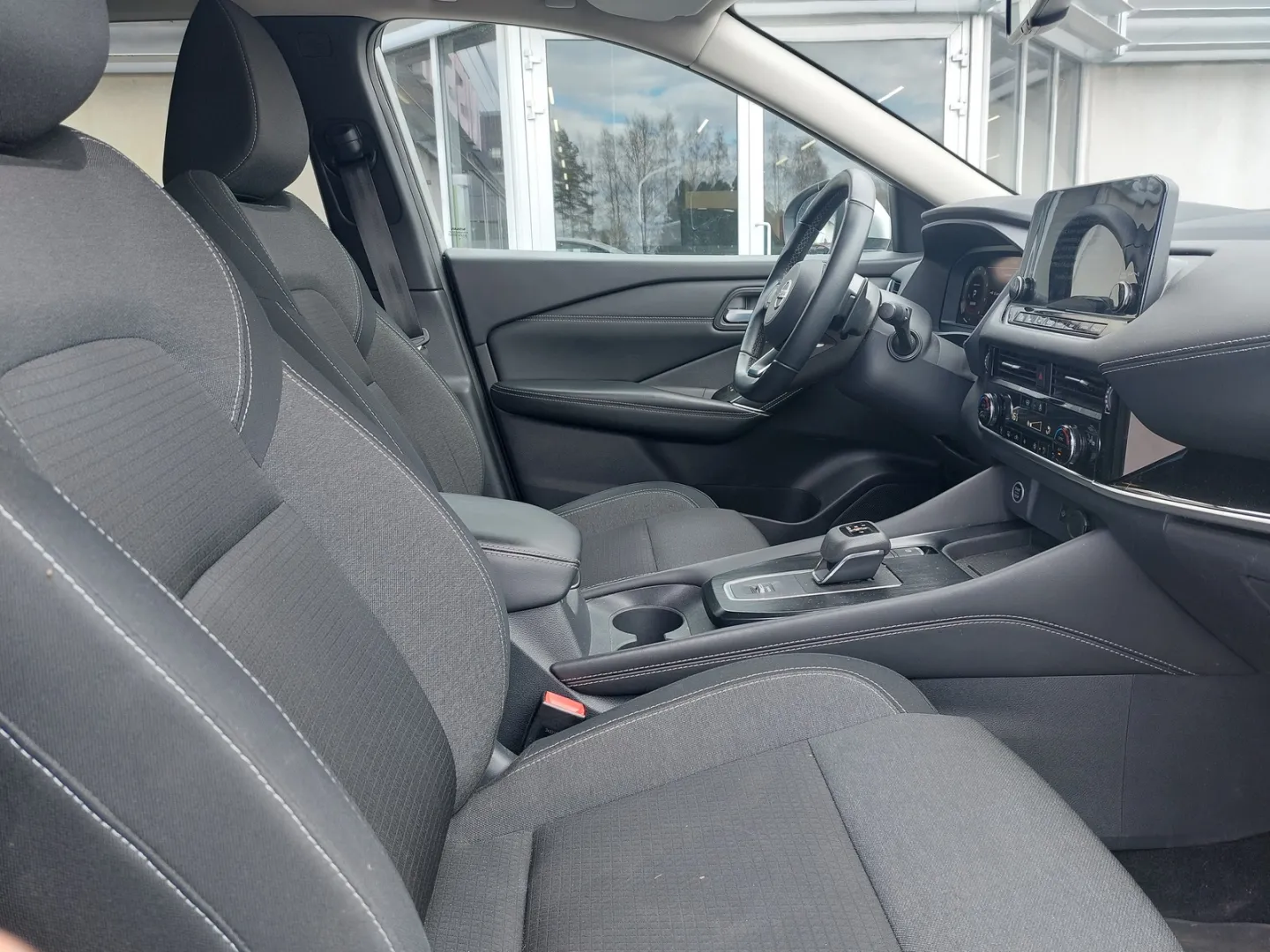 NISSAN Qashqai ZOC-650 carousel image