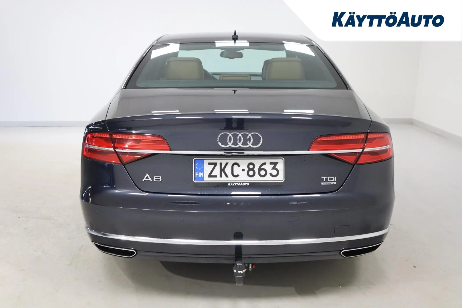 AUDI A8 ZKC-863 carousel image