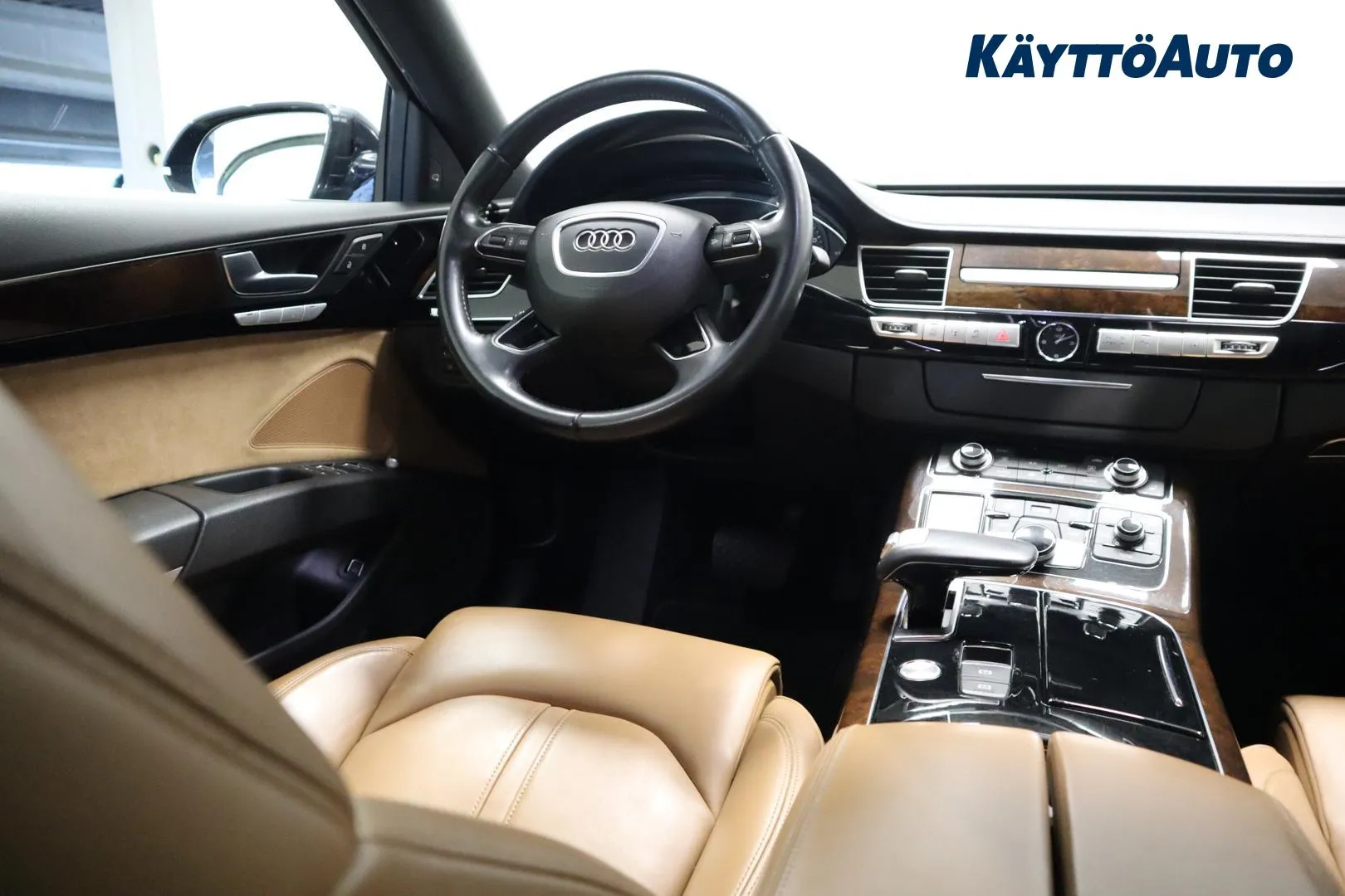 AUDI A8 ZKC-863 carousel image
