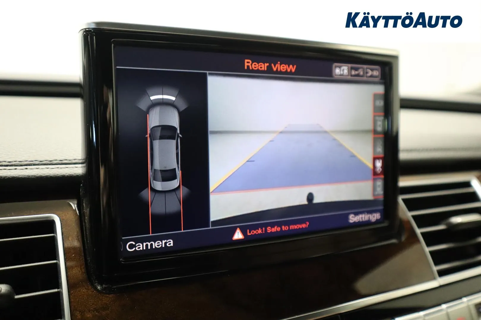AUDI A8 ZKC-863 carousel image