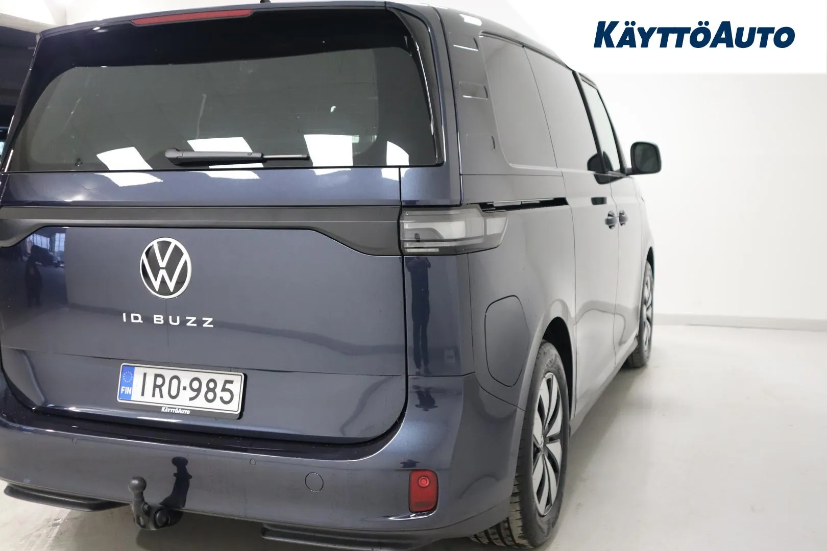VOLKSWAGEN ID. Buzz Cargo IRO-985 carousel image