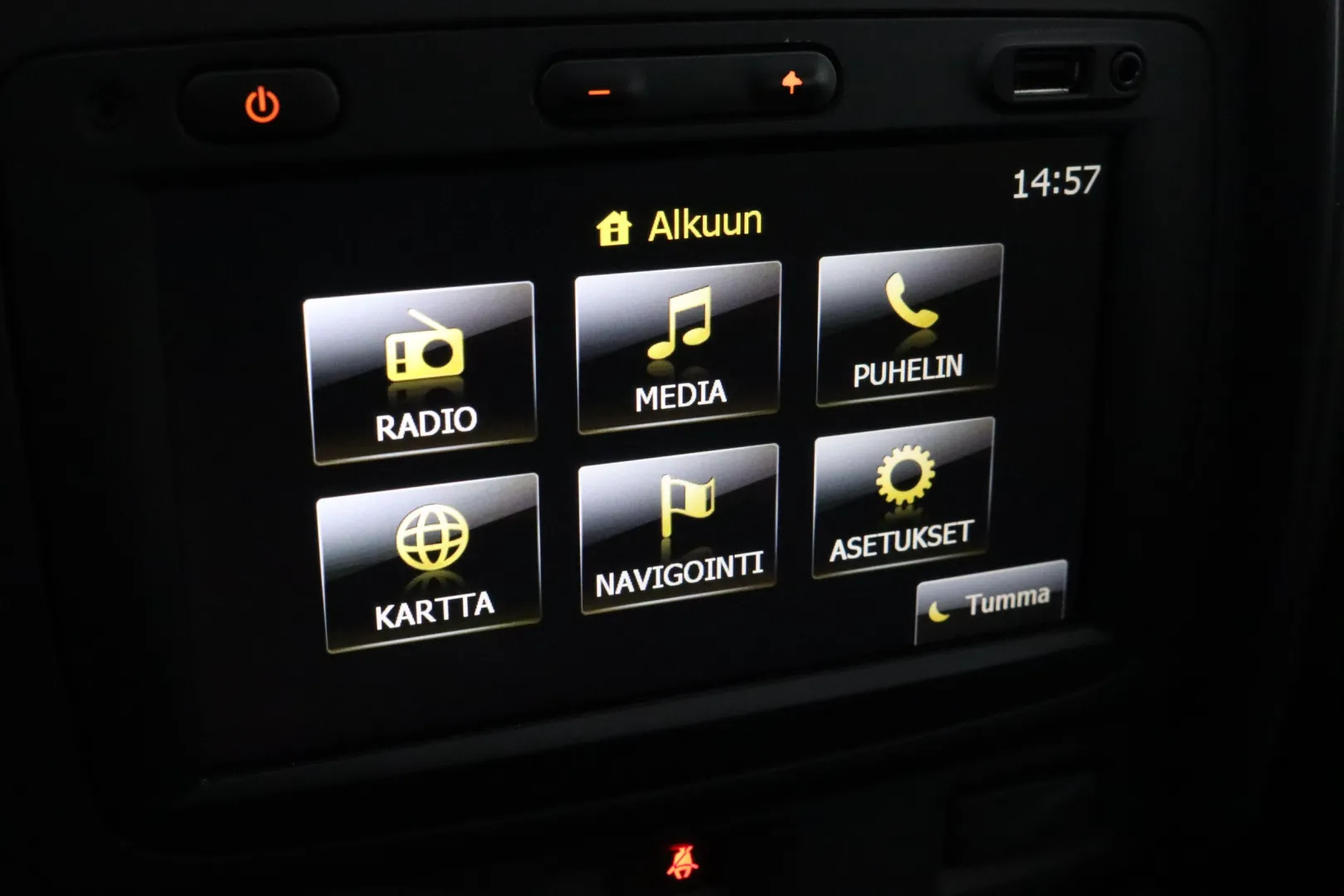 DACIA Duster FLH-741 carousel image