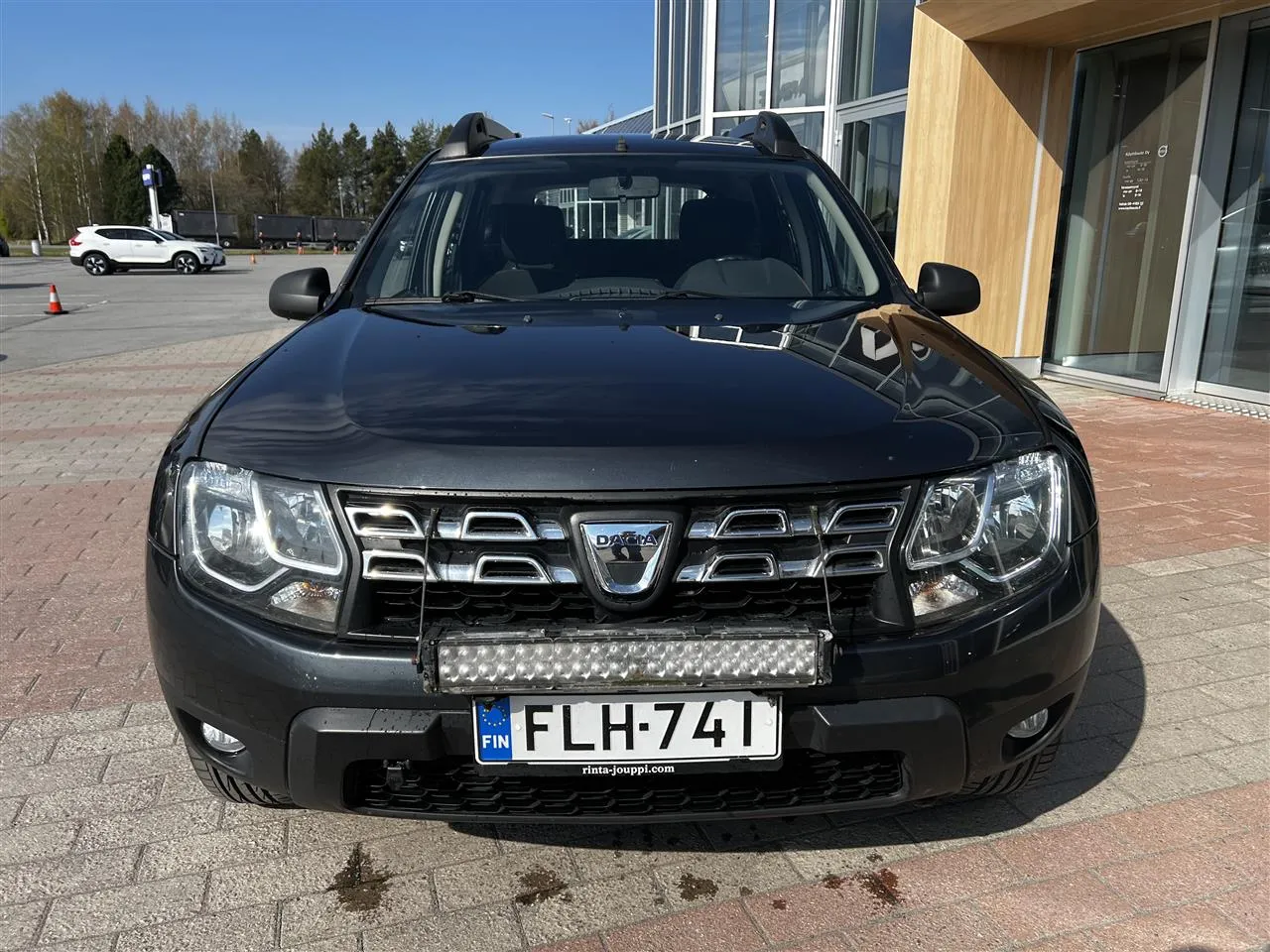 DACIA Duster FLH-741 carousel image
