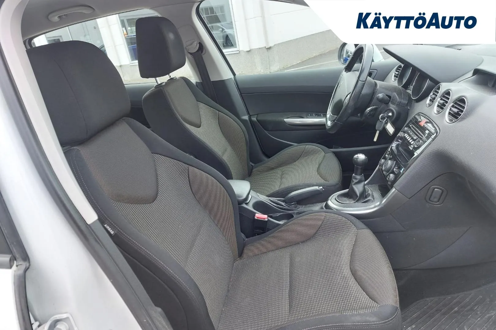 PEUGEOT 308 TYZ-100 carousel image