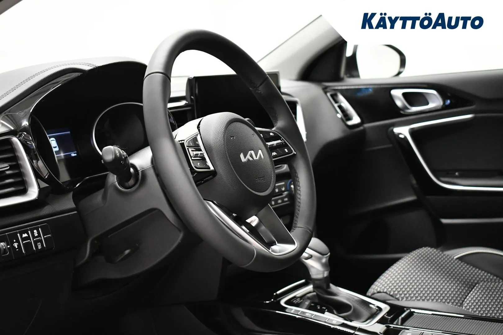 Kia XCeed XTM-877 carousel image