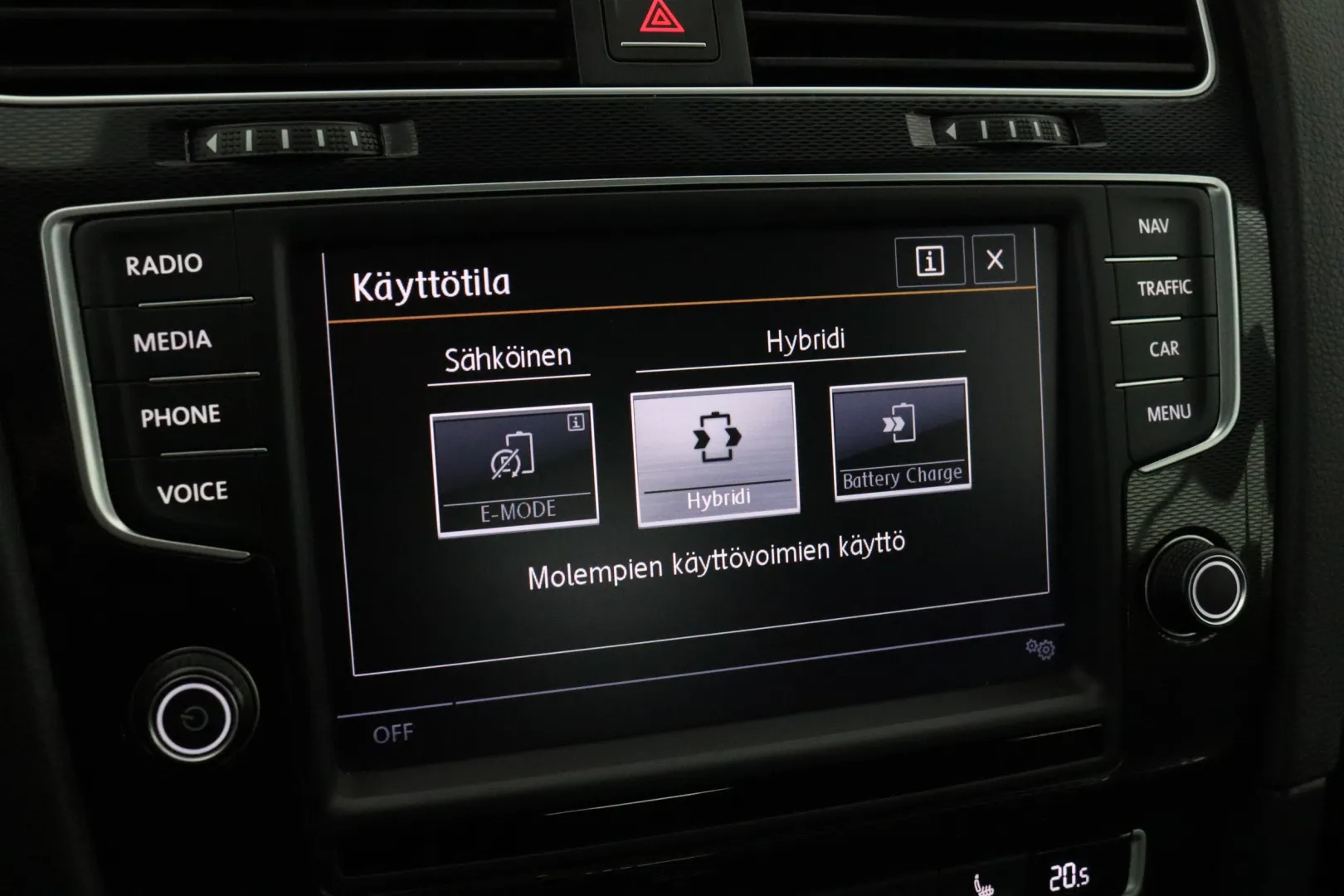 VOLKSWAGEN Golf EPP-628 carousel image