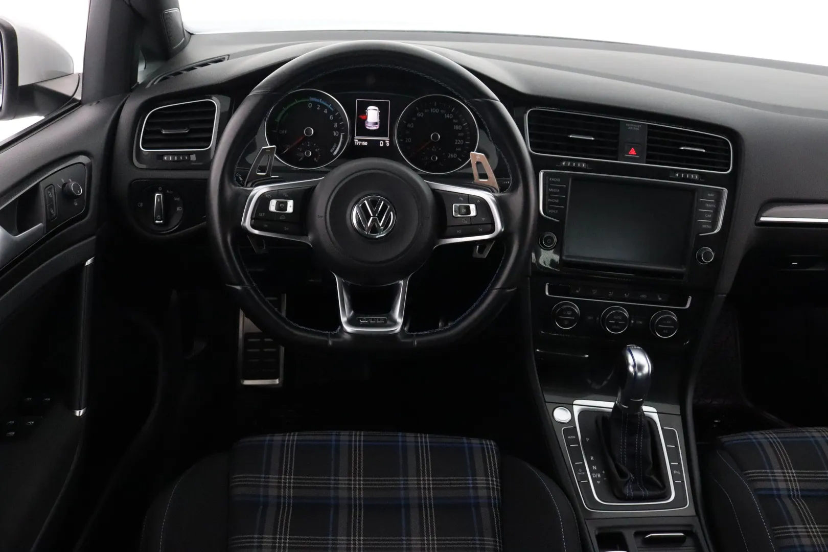 VOLKSWAGEN Golf EPP-628 carousel image