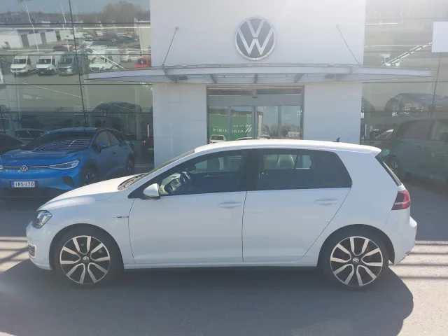 VOLKSWAGEN Golf EPP-628