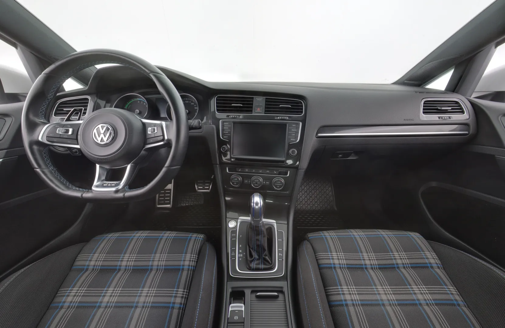 VOLKSWAGEN Golf EPP-628 carousel image