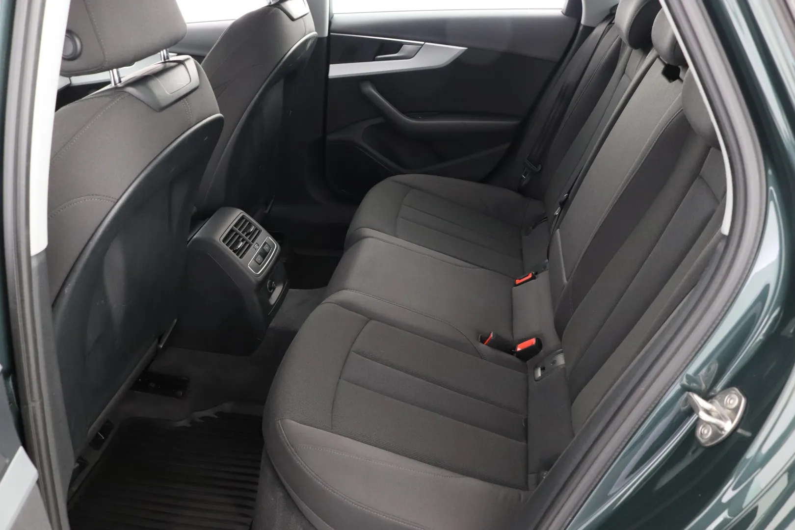 AUDI A4 allroad quattro CKR-628 carousel image