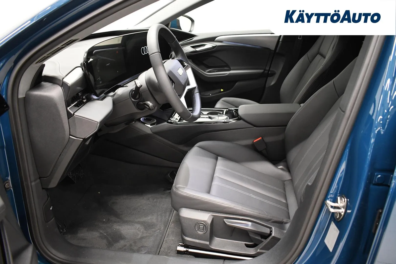 Audi A6 e-tron JNR-982 carousel image