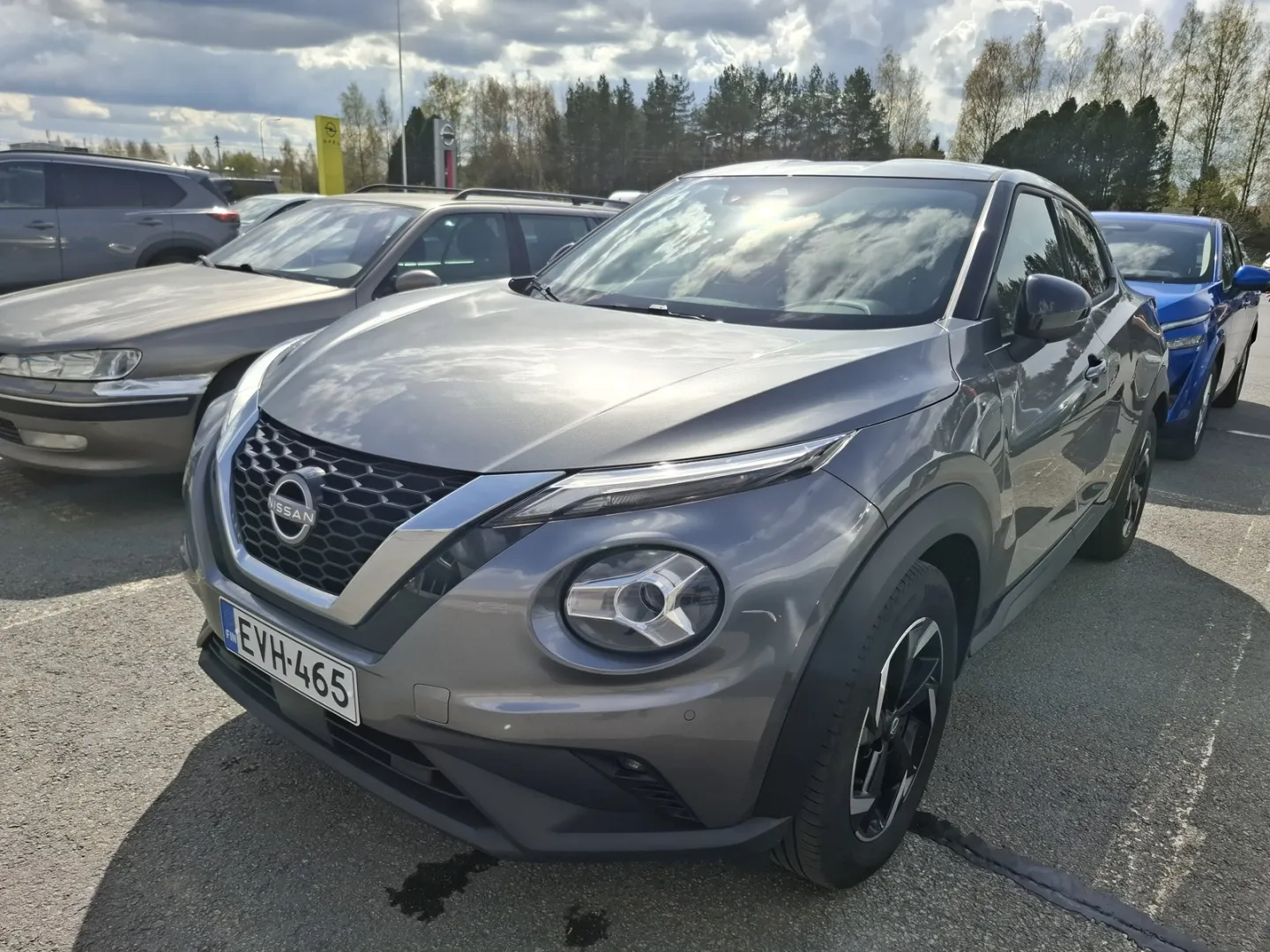 NISSAN Juke EVH-465 carousel image