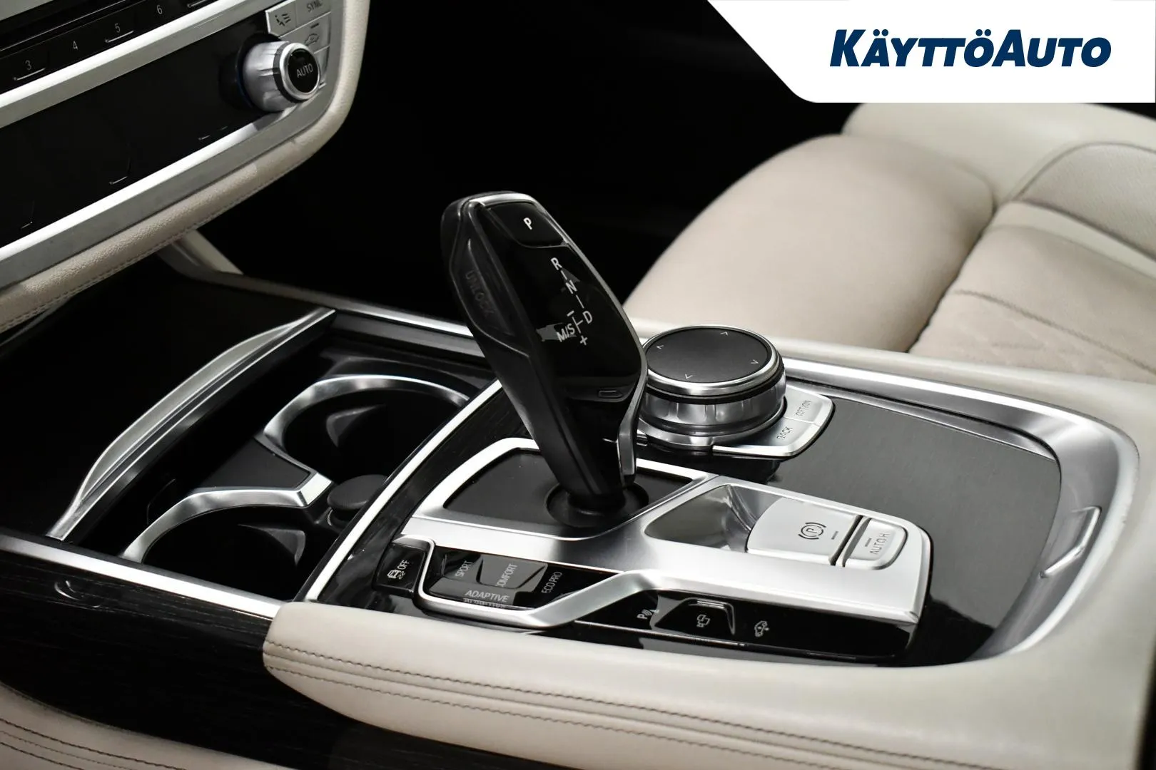 BMW 730 VXU-272 carousel image