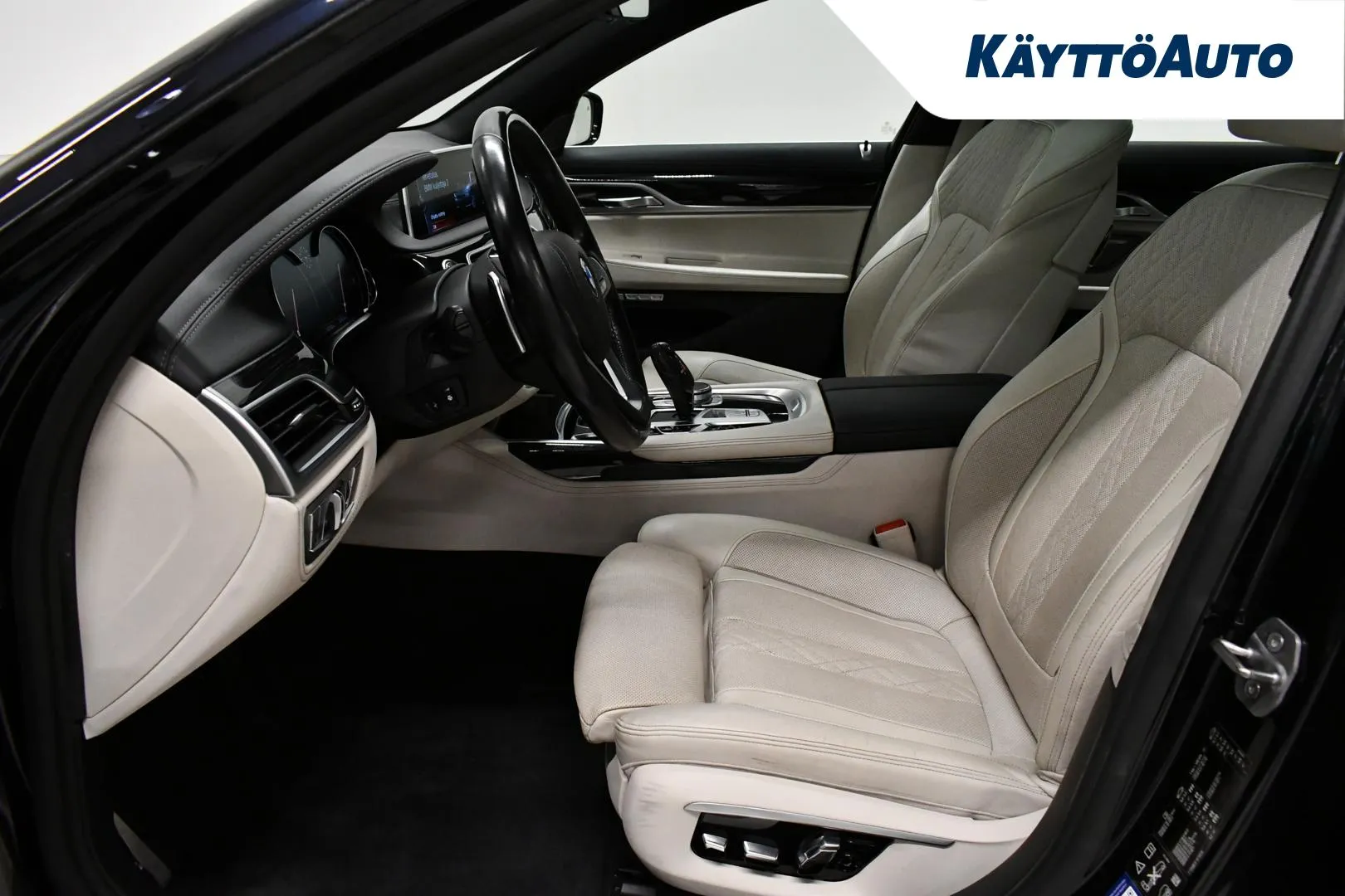 BMW 730 VXU-272 carousel image