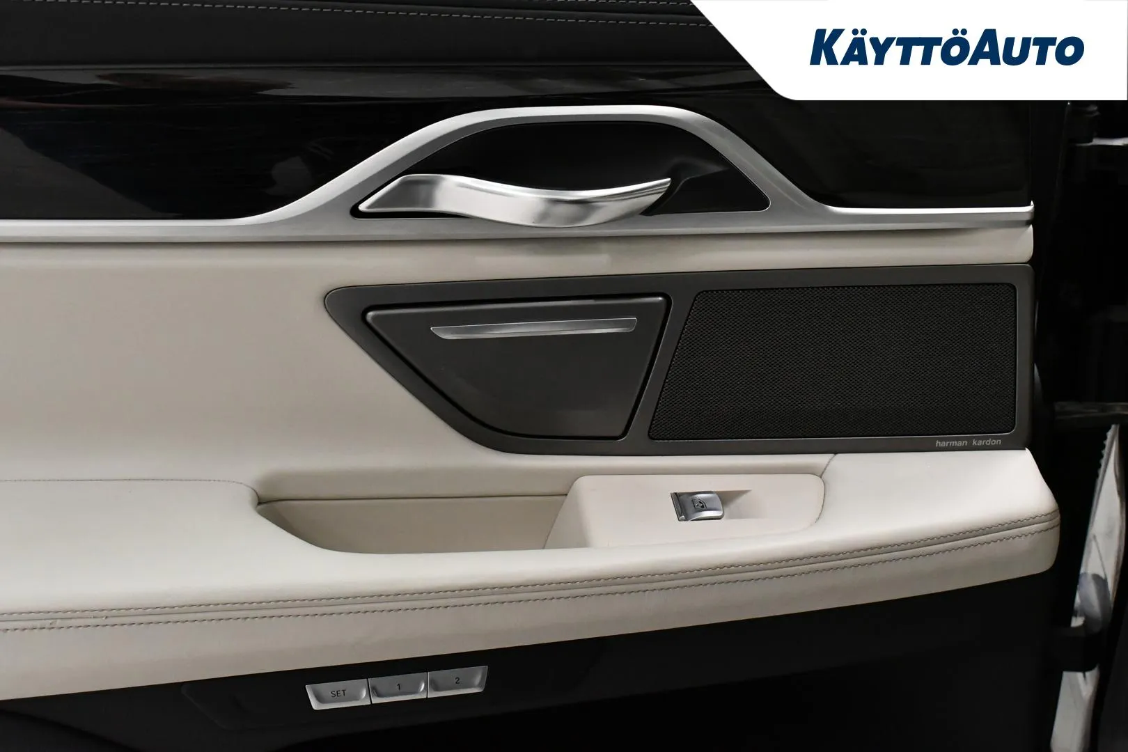 BMW 730 VXU-272 carousel image