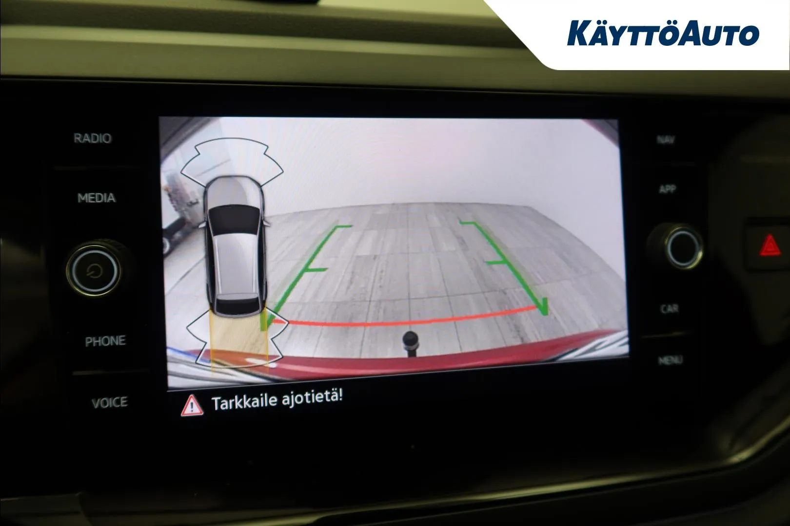 VOLKSWAGEN Taigo KUS-172 carousel image