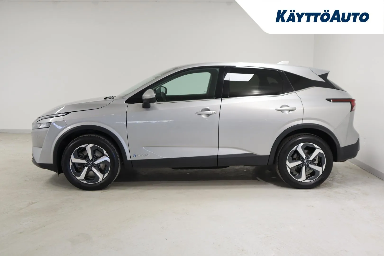NISSAN Qashqai MVJ-400 carousel image