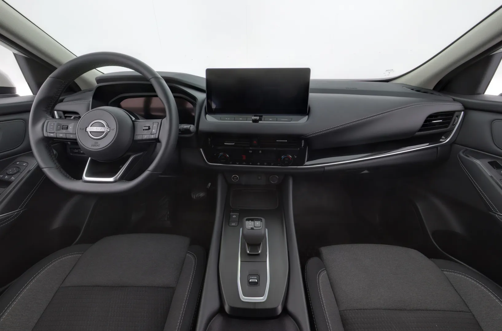 NISSAN Qashqai NNR-193 carousel image