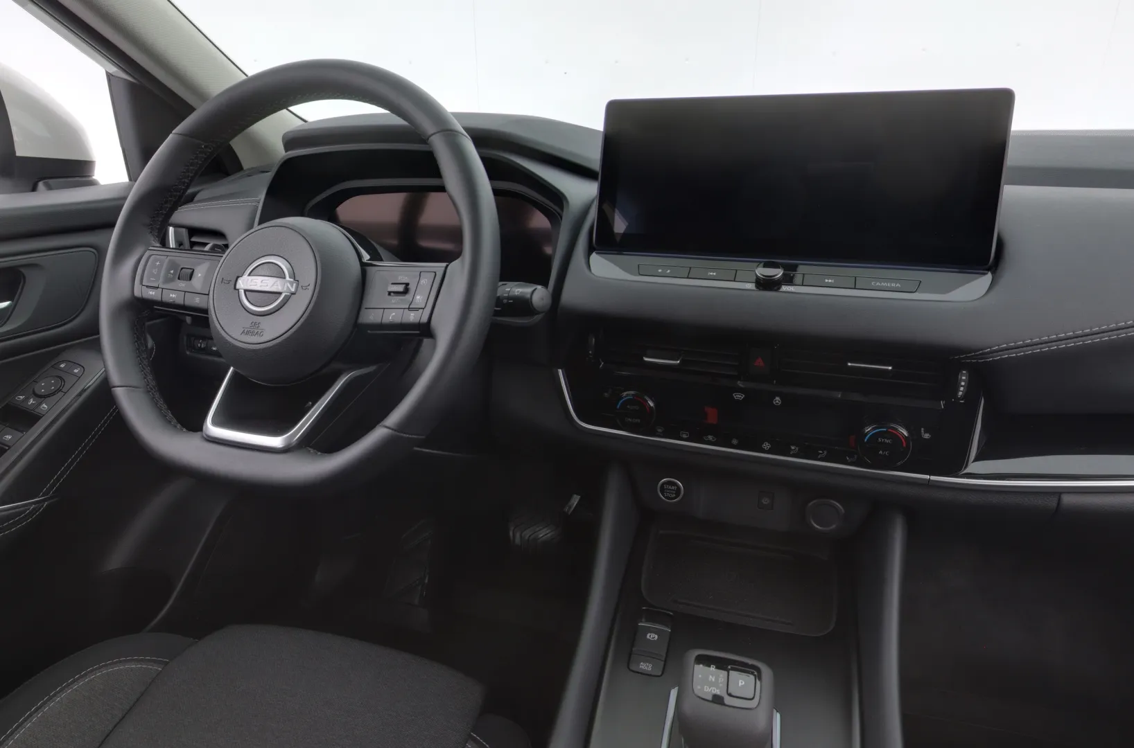 NISSAN Qashqai NNR-193 carousel image