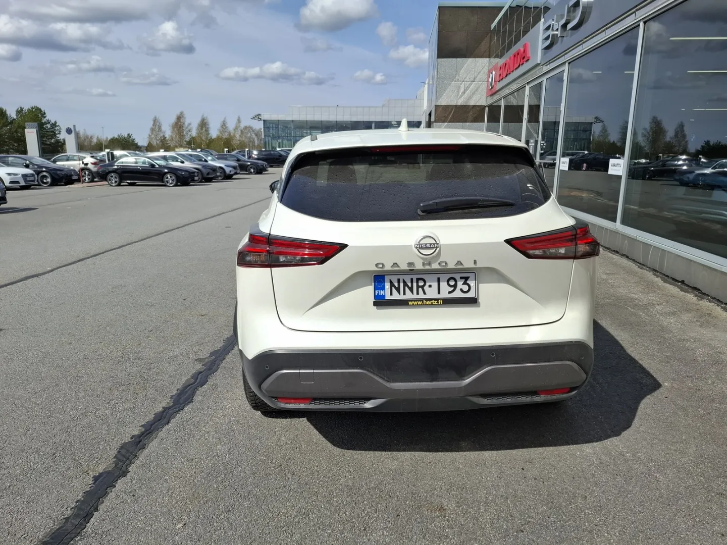 NISSAN Qashqai NNR-193 carousel image