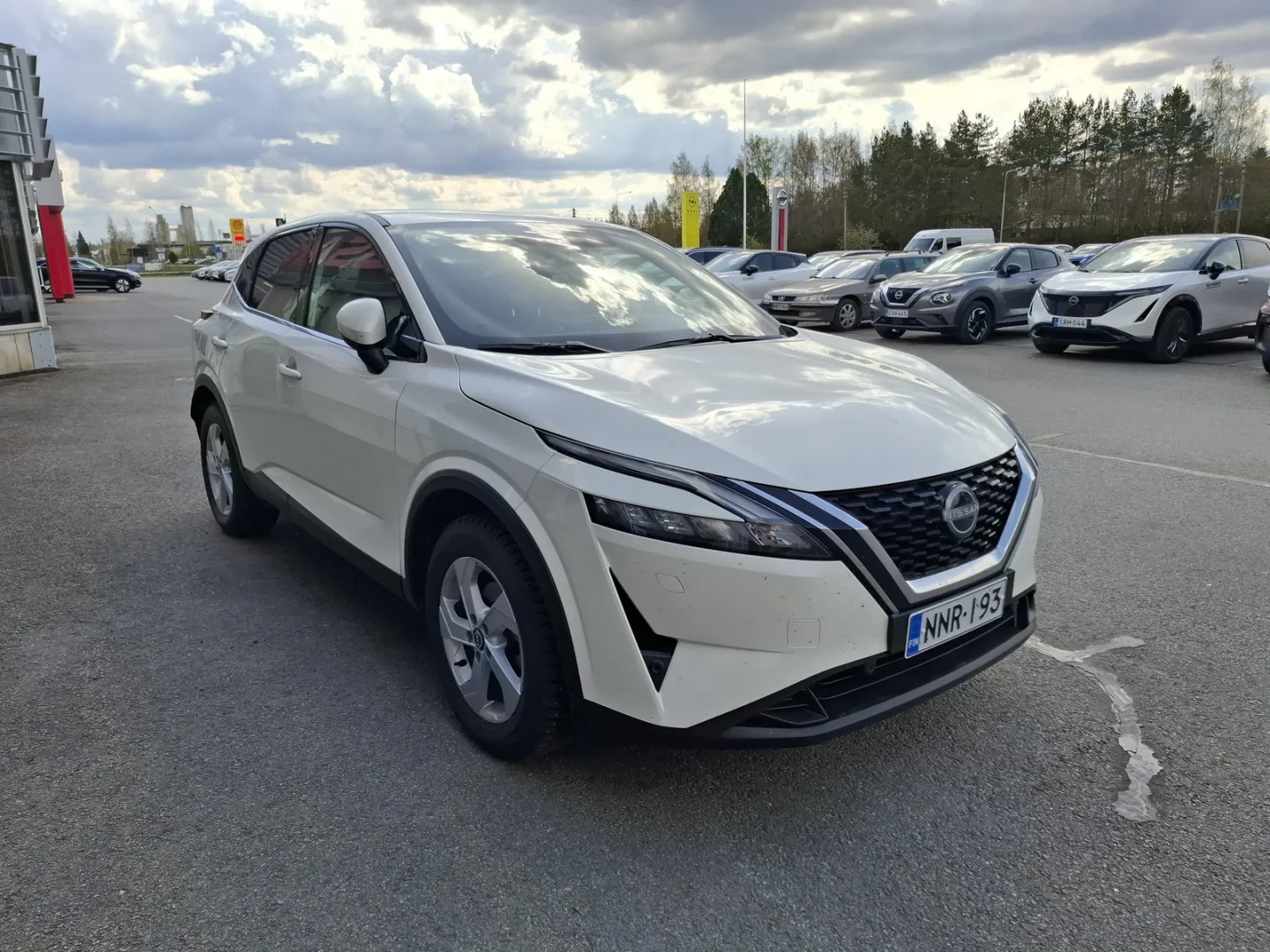 NISSAN Qashqai NNR-193 carousel image