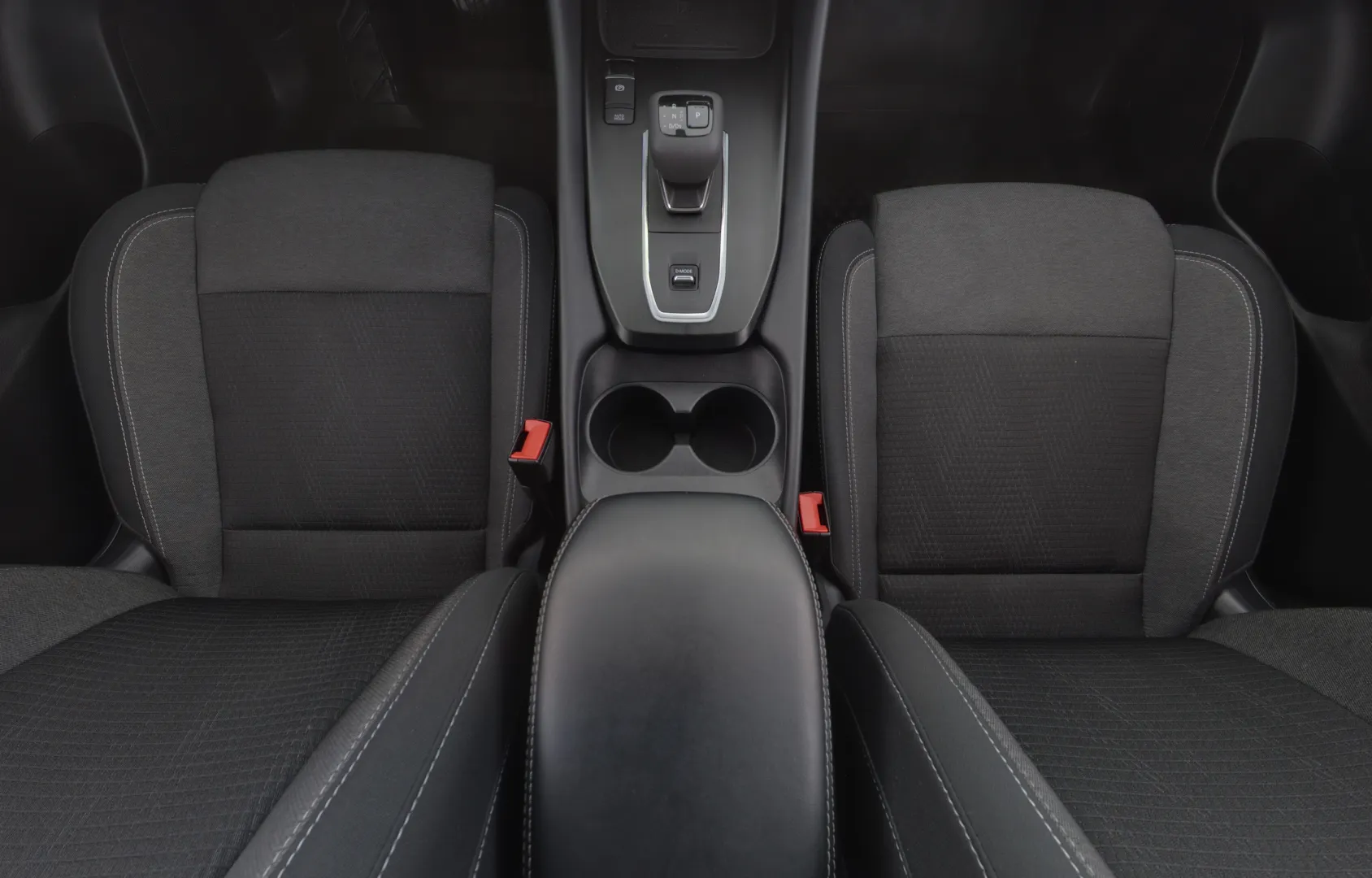 NISSAN Qashqai NNR-193 carousel image