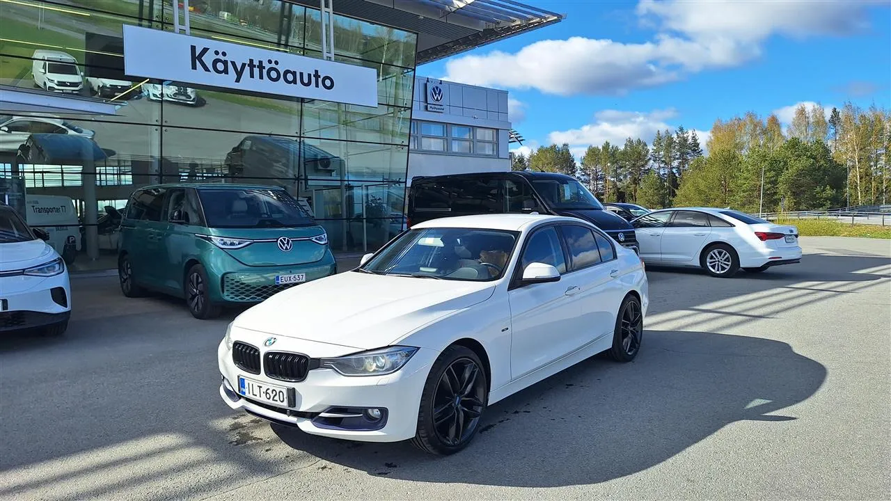 BMW 320 ILT-620 carousel image