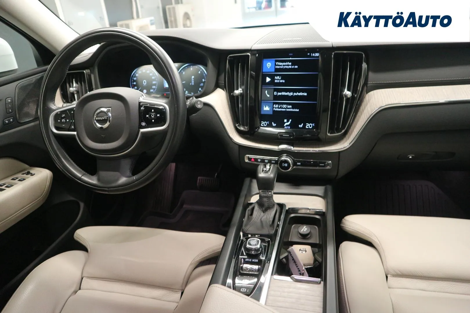 VOLVO XC60 SYR-439 carousel image