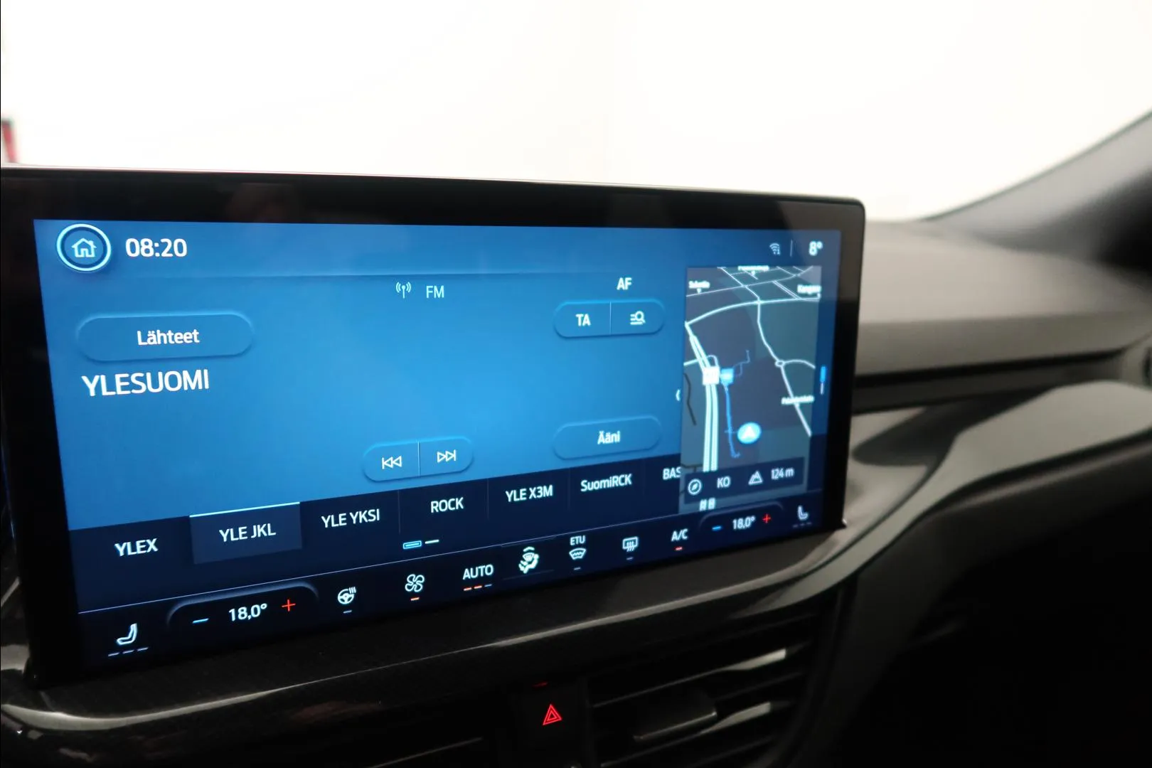 FORD Focus YKS-600 carousel image