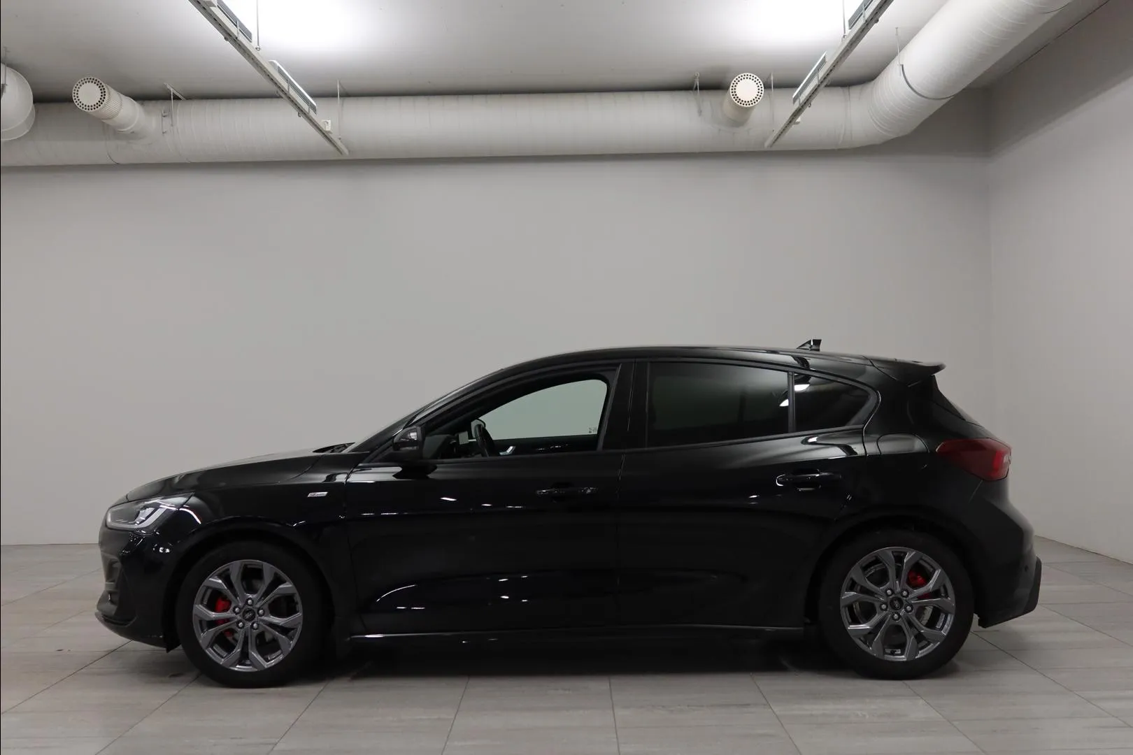 FORD Focus YKS-600 carousel image