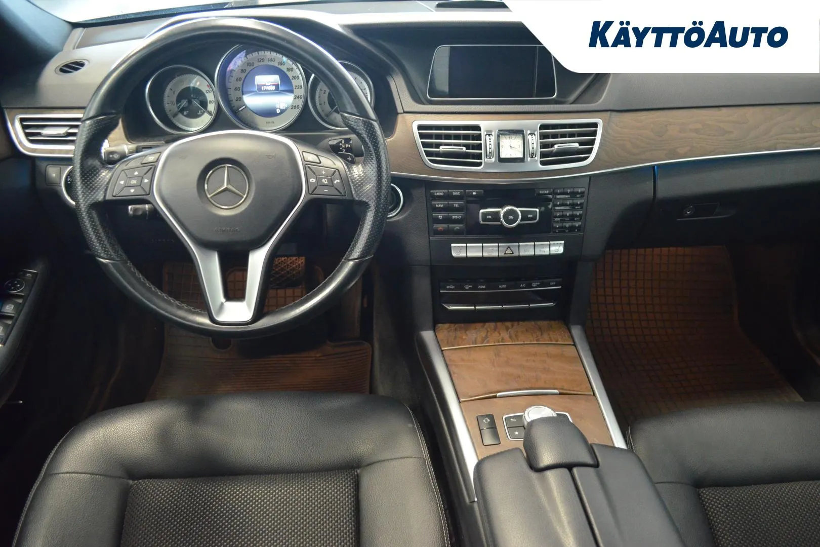 MERCEDES-BENZ E FLY-373 carousel image