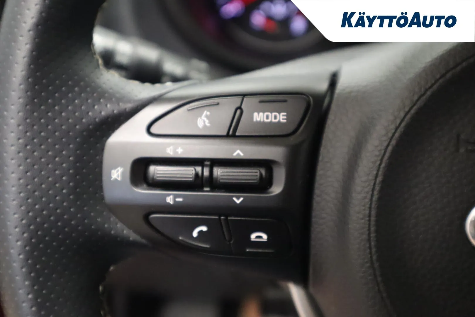 KIA Picanto LPT-681 carousel image