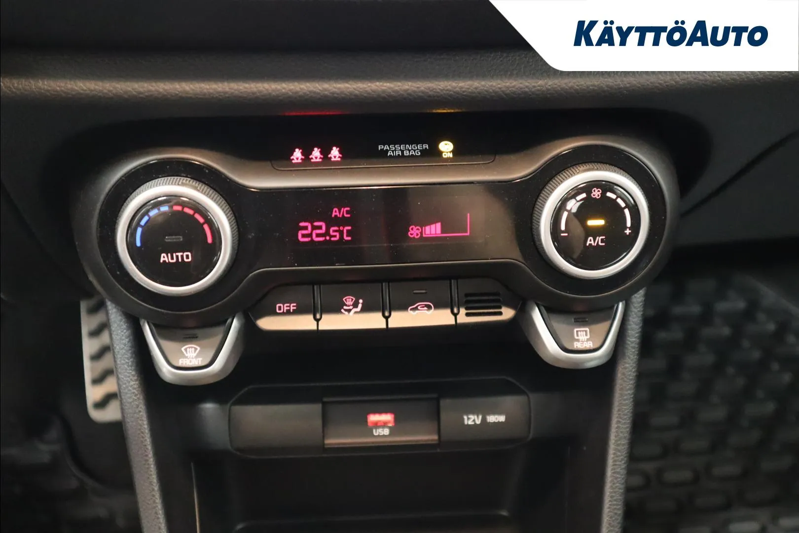 KIA Picanto LPT-681 carousel image
