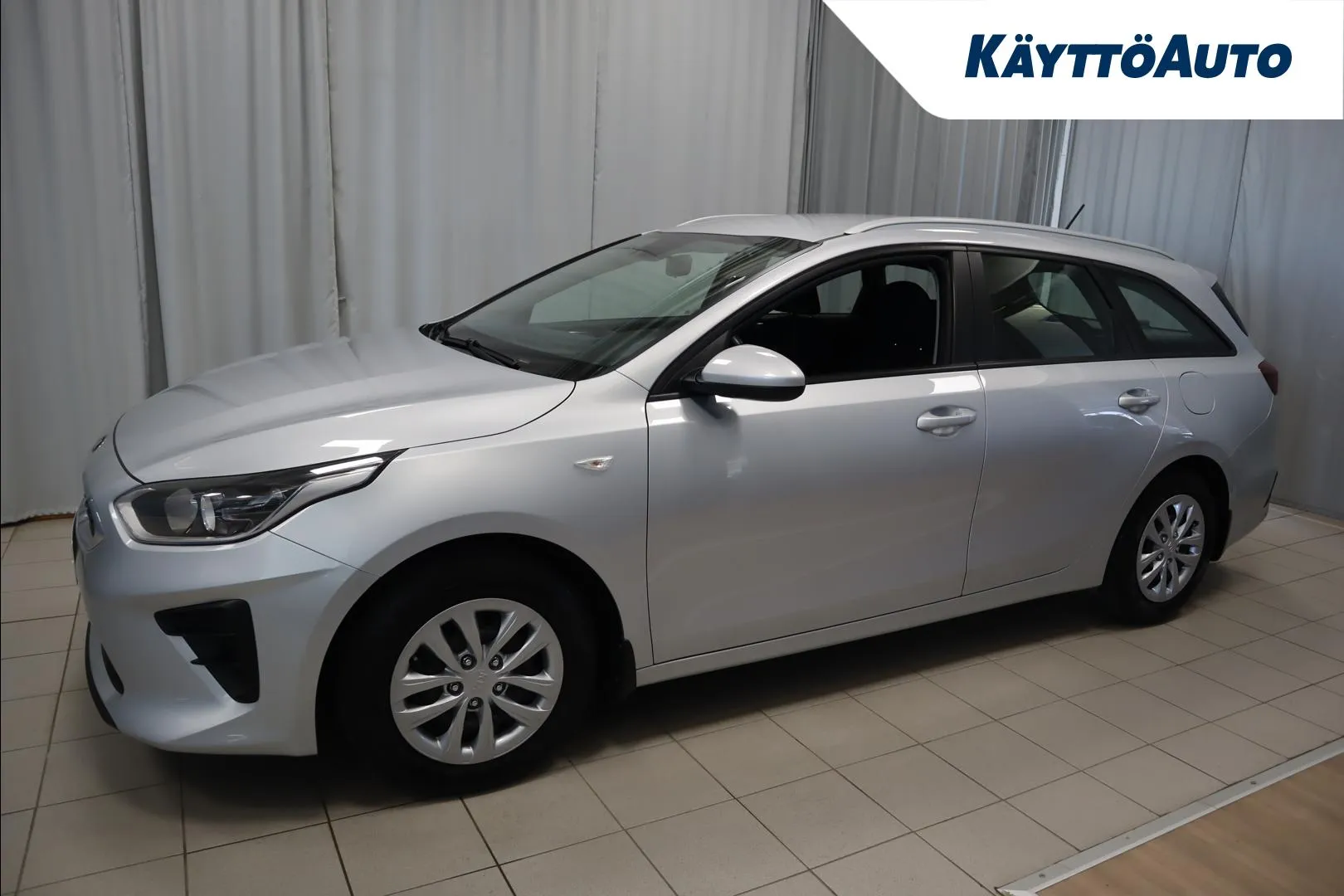 KIA Ceed OXU-491 carousel image