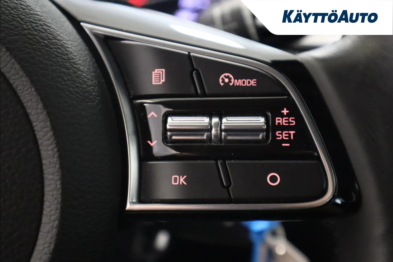 KIA Ceed OXU-491 carousel image