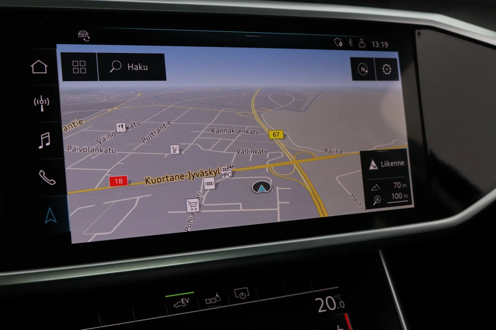 Audi A6 YKJ-118 carousel image