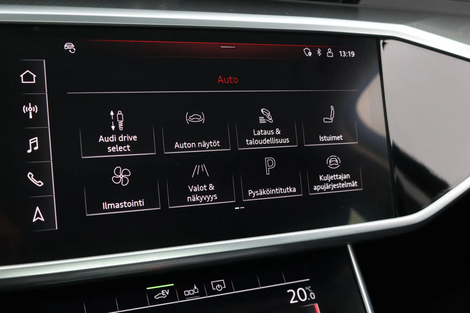 Audi A6 YKJ-118 carousel image