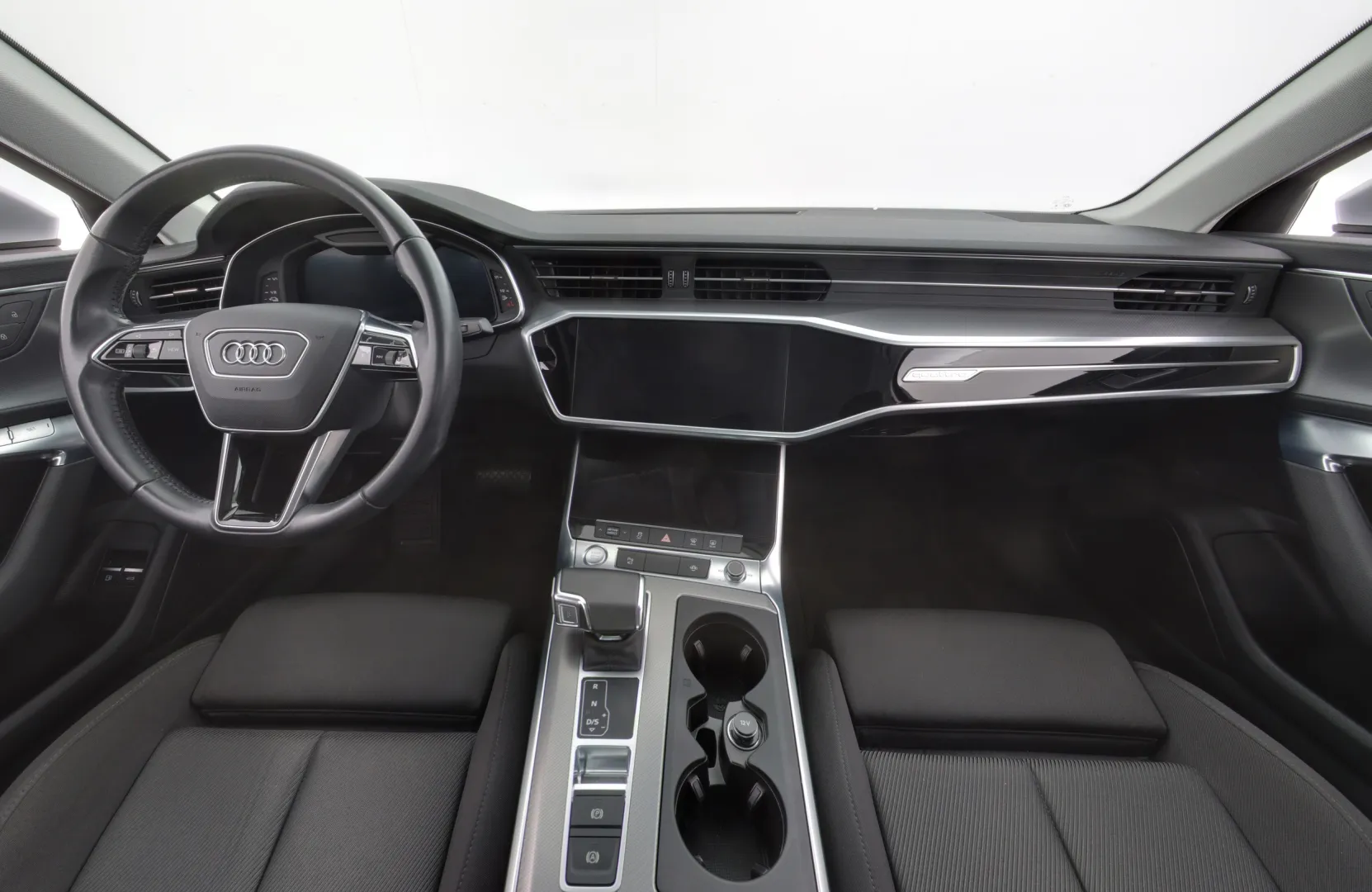 Audi A6 YKJ-118 carousel image