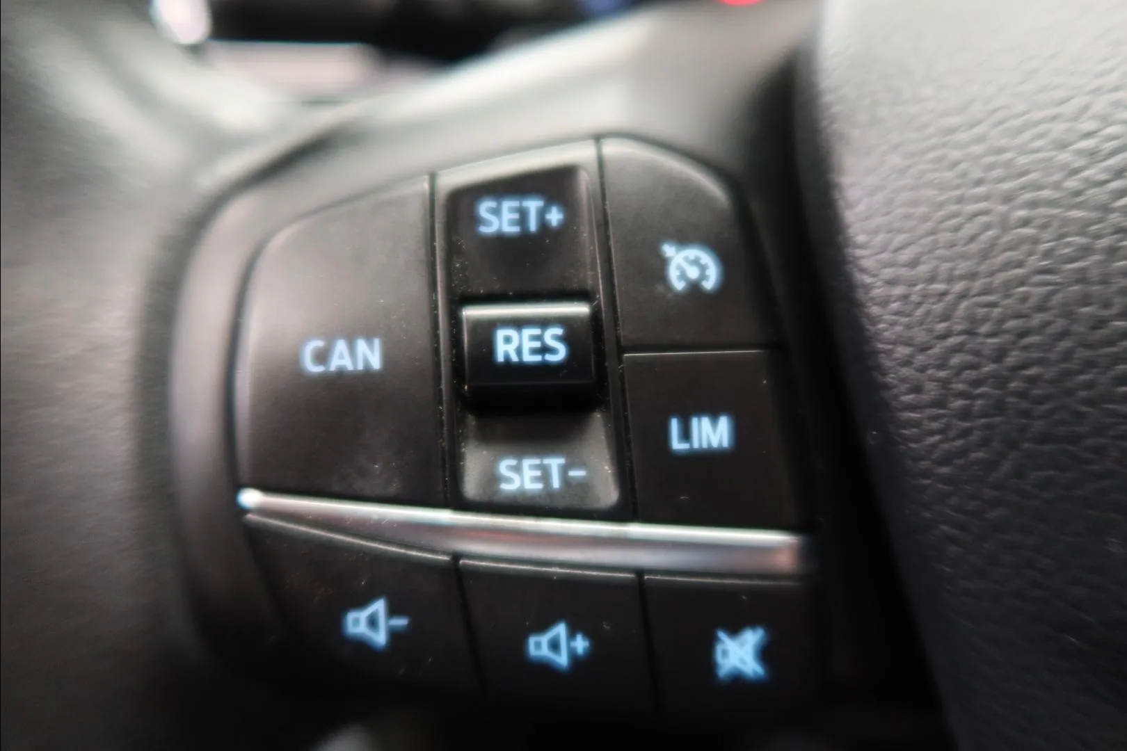 FORD Focus BXP-774 carousel image