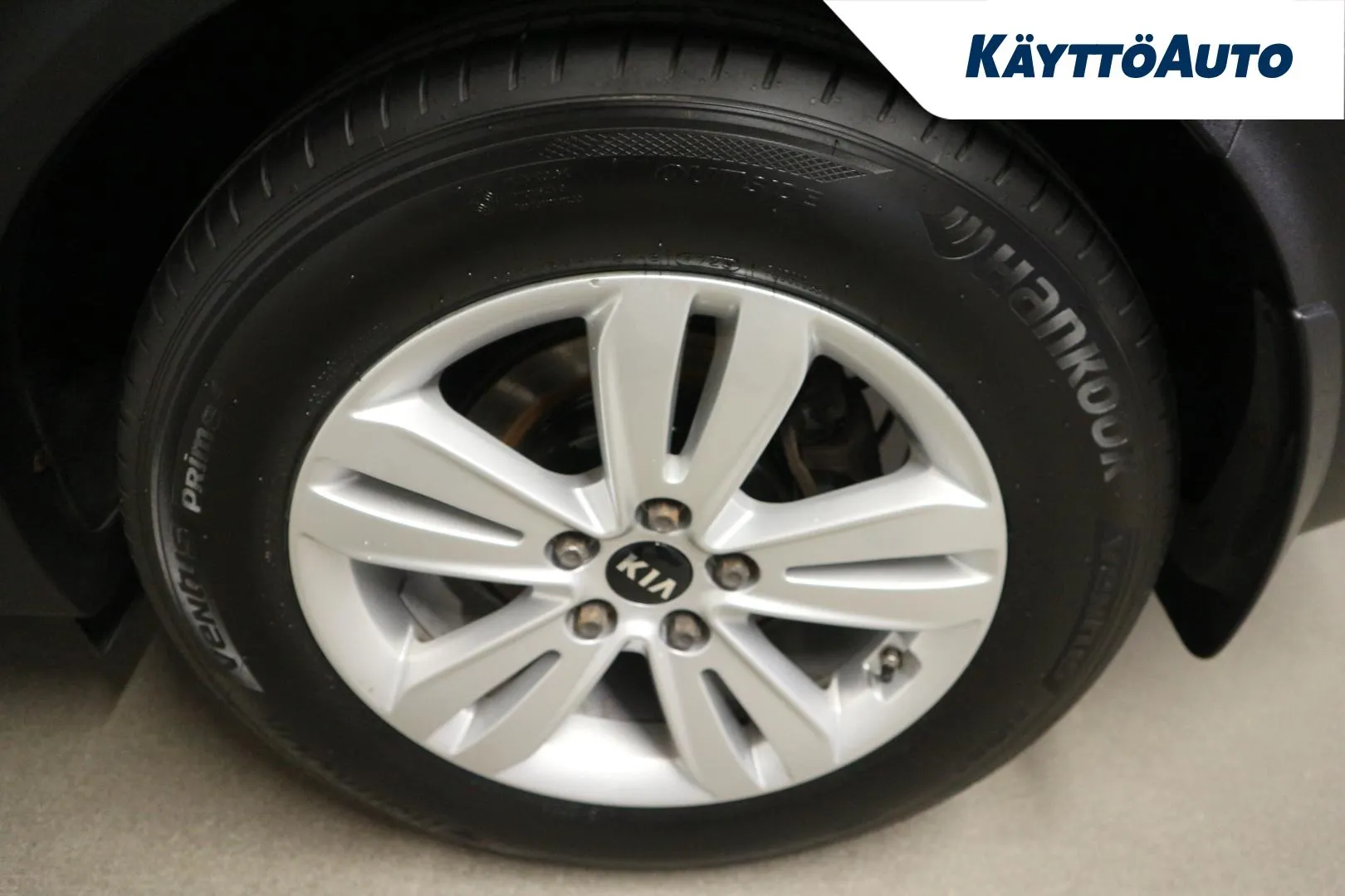 KIA Sportage UZR-599 carousel image