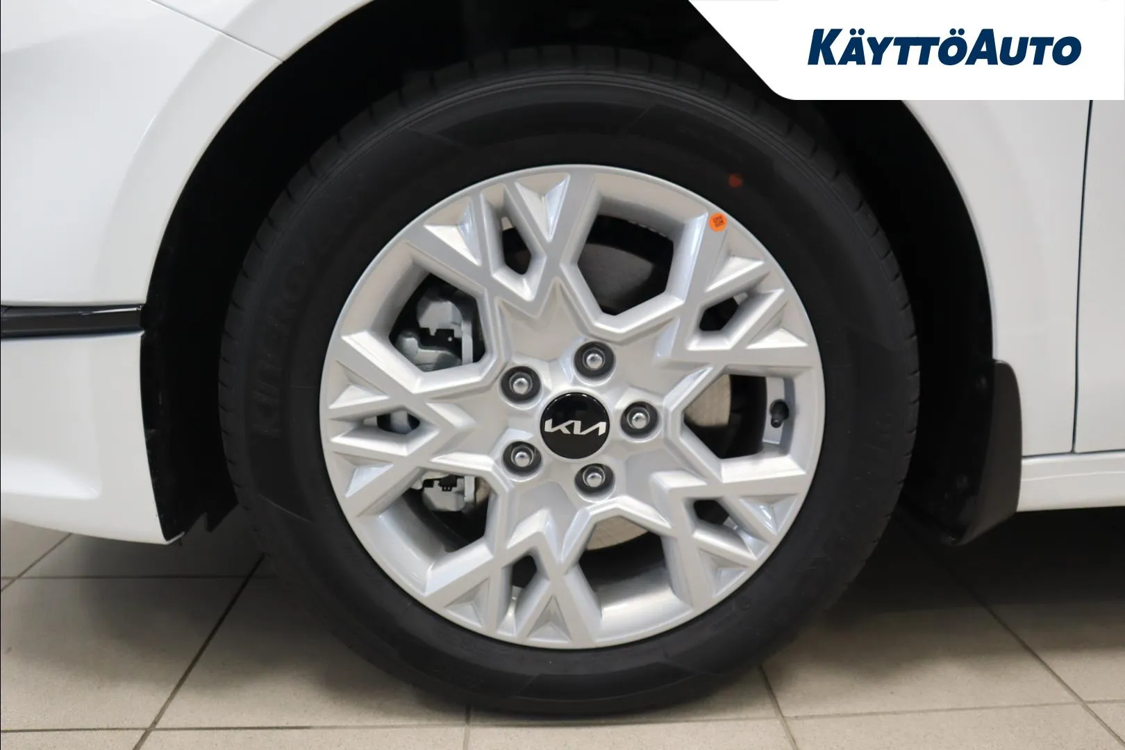 Kia Ceed RXJ-265 carousel image