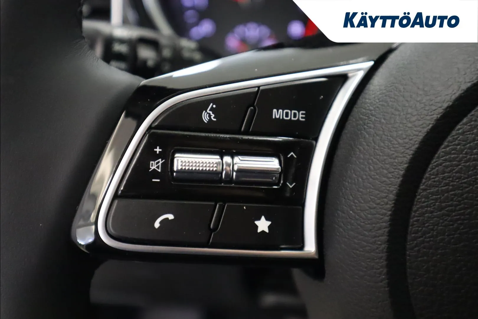 Kia Ceed RXJ-265 carousel image