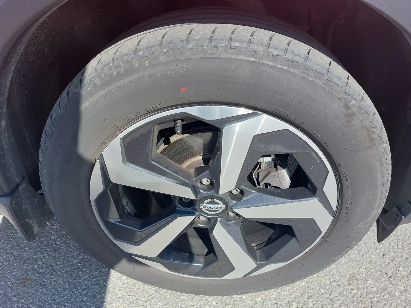NISSAN Qashqai YKV-769 carousel image