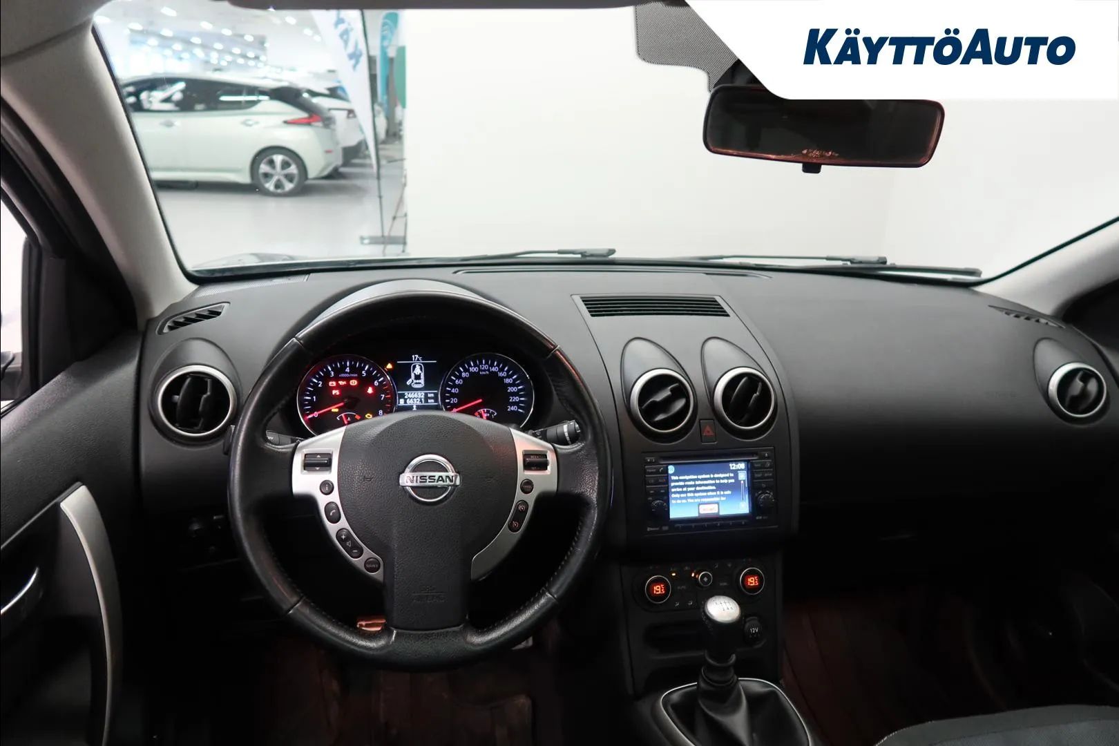 NISSAN Qashqai ZJM-284 carousel image