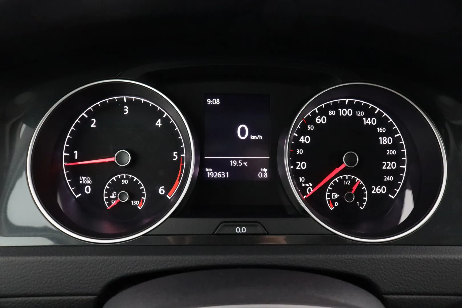 VOLKSWAGEN GOLF MNJ-265 carousel image
